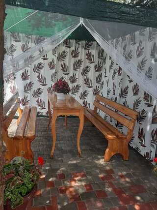 Мини-отель Mini Hotel Valeri Одесса Семейный номер с душем-15