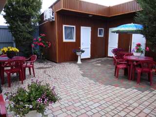 Мини-отель Mini Hotel Valeri Одесса Семейный номер с душем-17