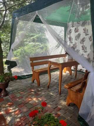 Мини-отель Mini Hotel Valeri Одесса Семейный номер с душем-59