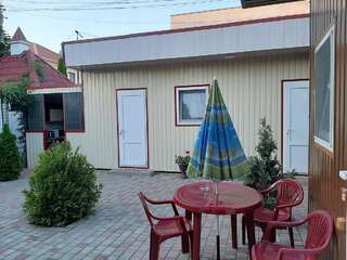 Мини-отель Mini Hotel Valeri Одесса Семейный номер с душем-7